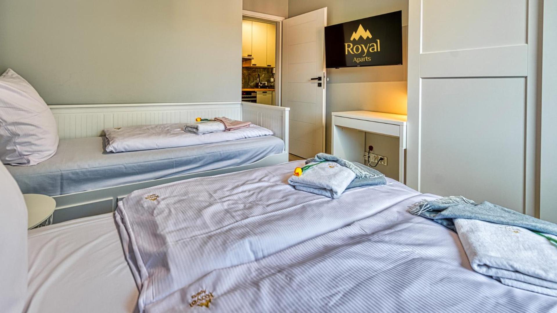 Apartamenty Z Basenem I Saunami Stone Hill Resort II Vip Centrum By Royal Aparts Szklarska Poręba Eksteriør billede