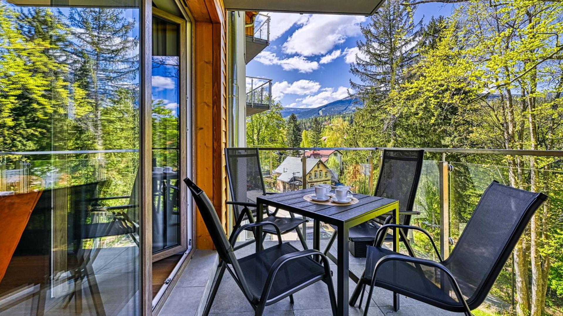 Apartamenty Z Basenem I Saunami Stone Hill Resort II Vip Centrum By Royal Aparts Szklarska Poręba Eksteriør billede